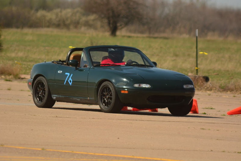 Illustration for article titled Miata doing Miata things